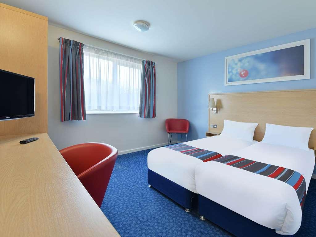 Travelodge Shrewsbury Battlefield Phòng bức ảnh