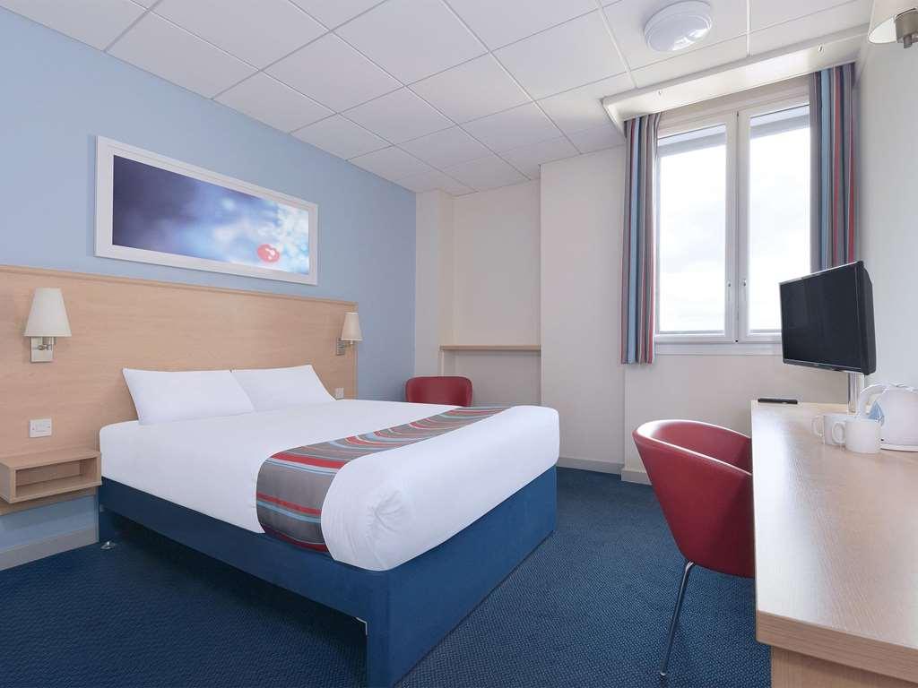 Travelodge Shrewsbury Battlefield Phòng bức ảnh